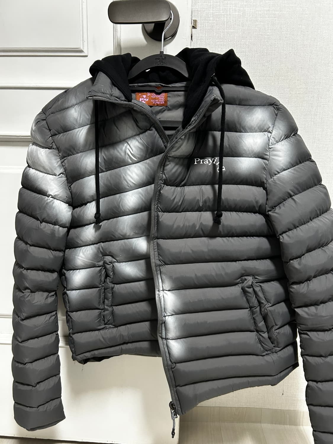 프레잉 패딩 M사이즈 상품이미지1