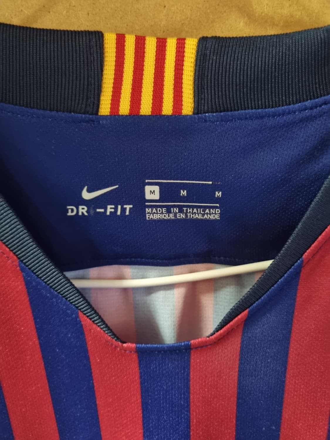 나이키 바로셀로나 메시 17-18 유니폼 반팔티 상품이미지3