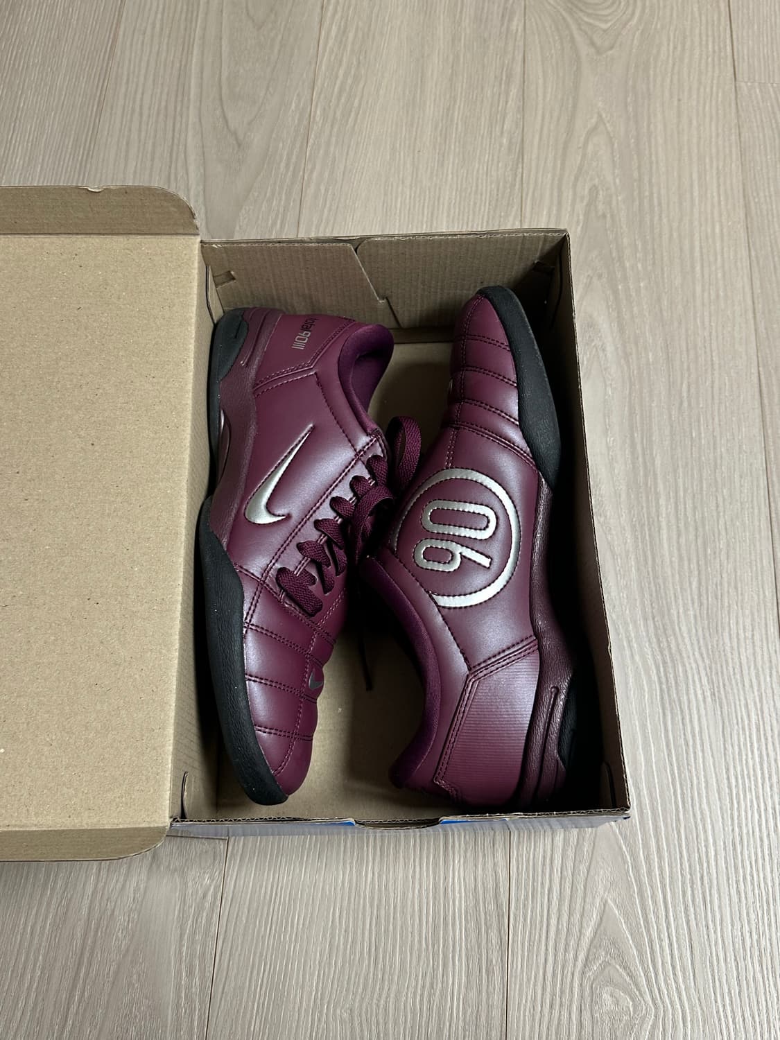 나이키 토탈 90 3 사이즈 250 (보르도) 상품이미지1