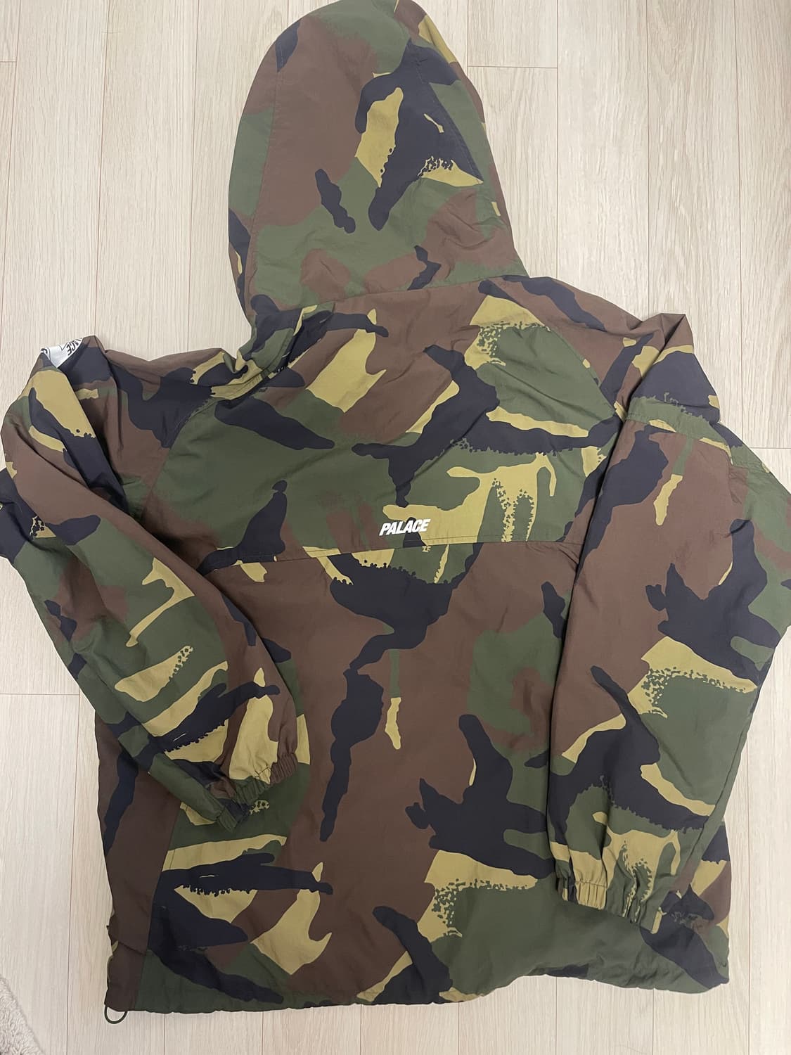 23fw 팔라스 카모 자켓 L 상품이미지2