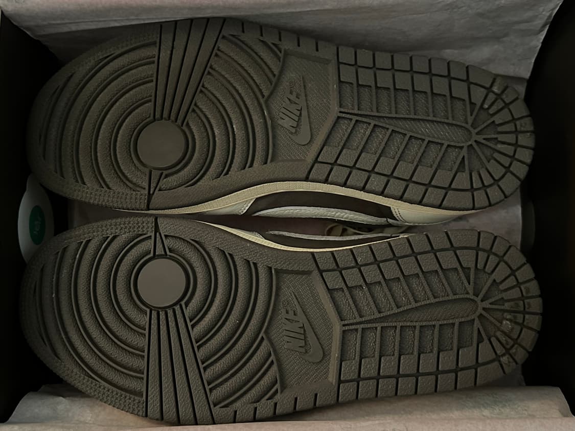 조던 1 x 트래비스 스캇 레트로 로우 OG SP 세일 앤 리저록 상품이미지2