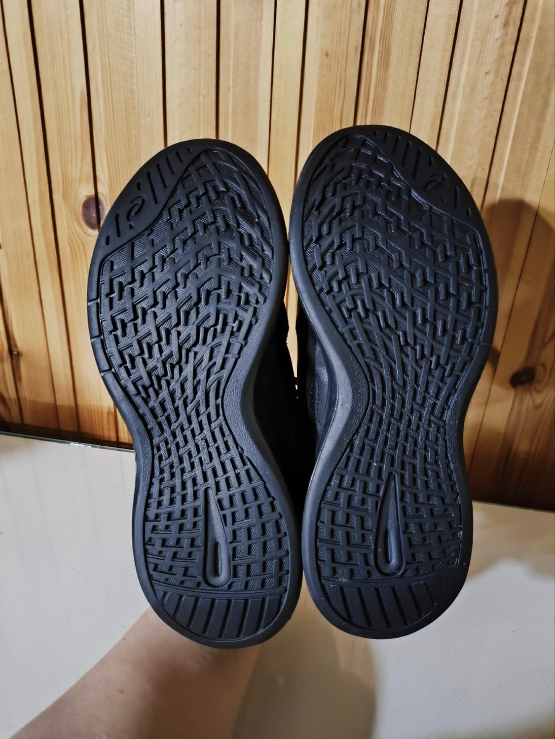 255mm 아식스 스토머 러닝화 올블랙  상품이미지9