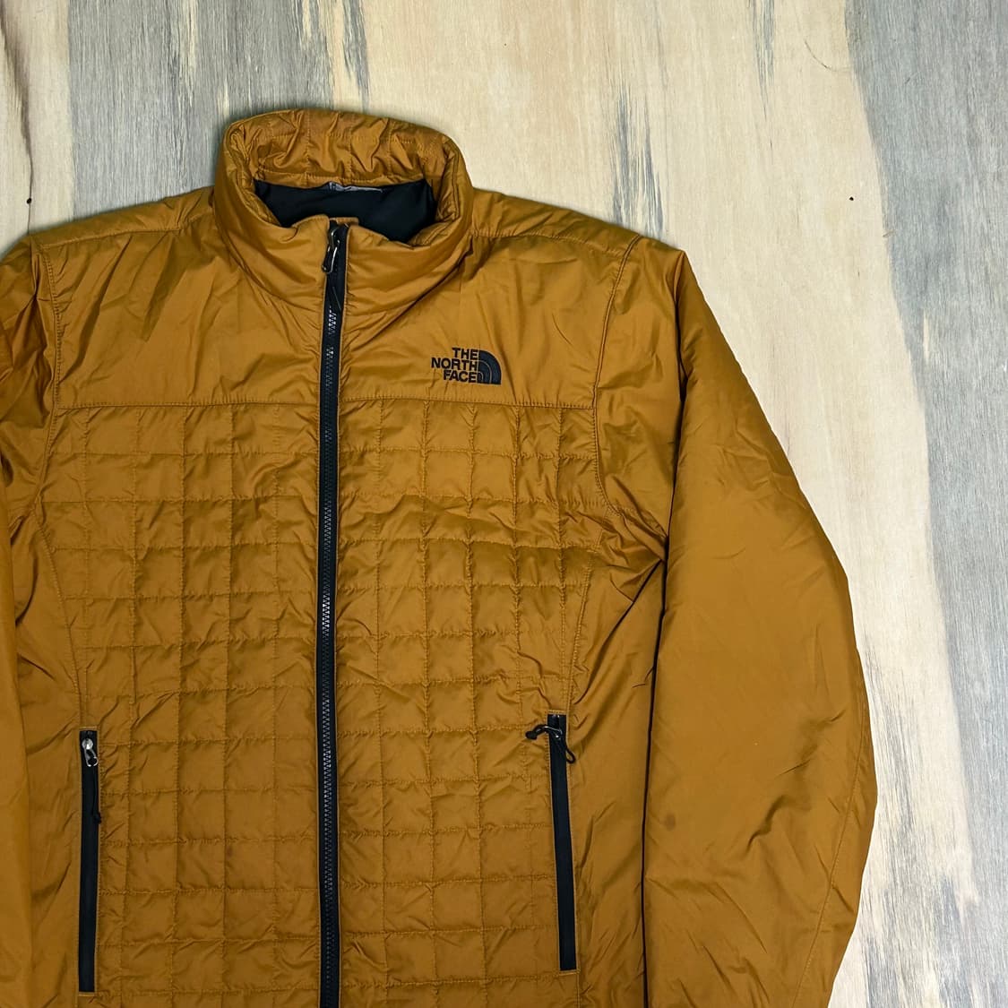 (후루츠 특가 ) 노스페이스 카멜 머스타드 경량 패딩 자켓 M L 상품이미지3