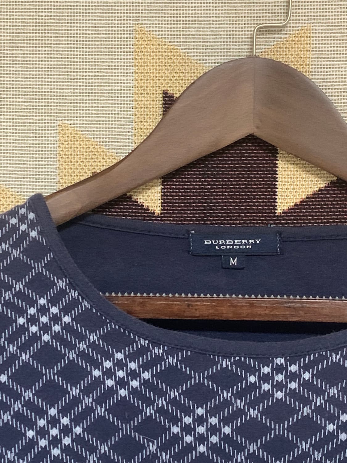 버버리 빅로고 롱슬리브  상품이미지4