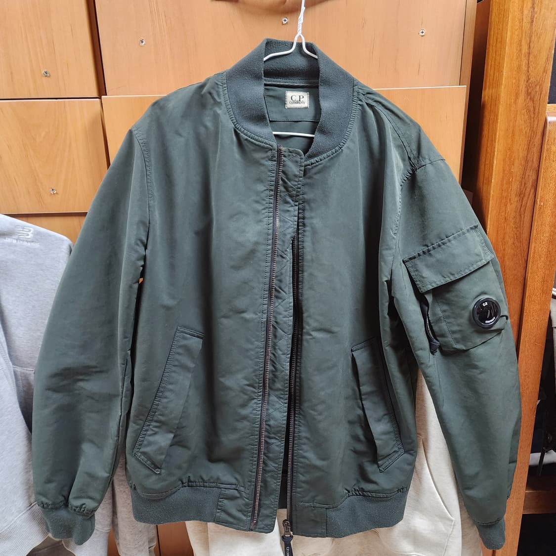 Cp컴퍼니 봄버자켓 105 상품이미지1