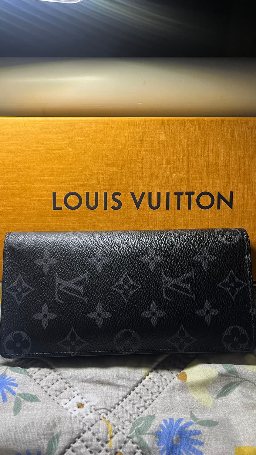 루이비통 브라짜 모노그램 이클립스 장지갑 상품이미지1