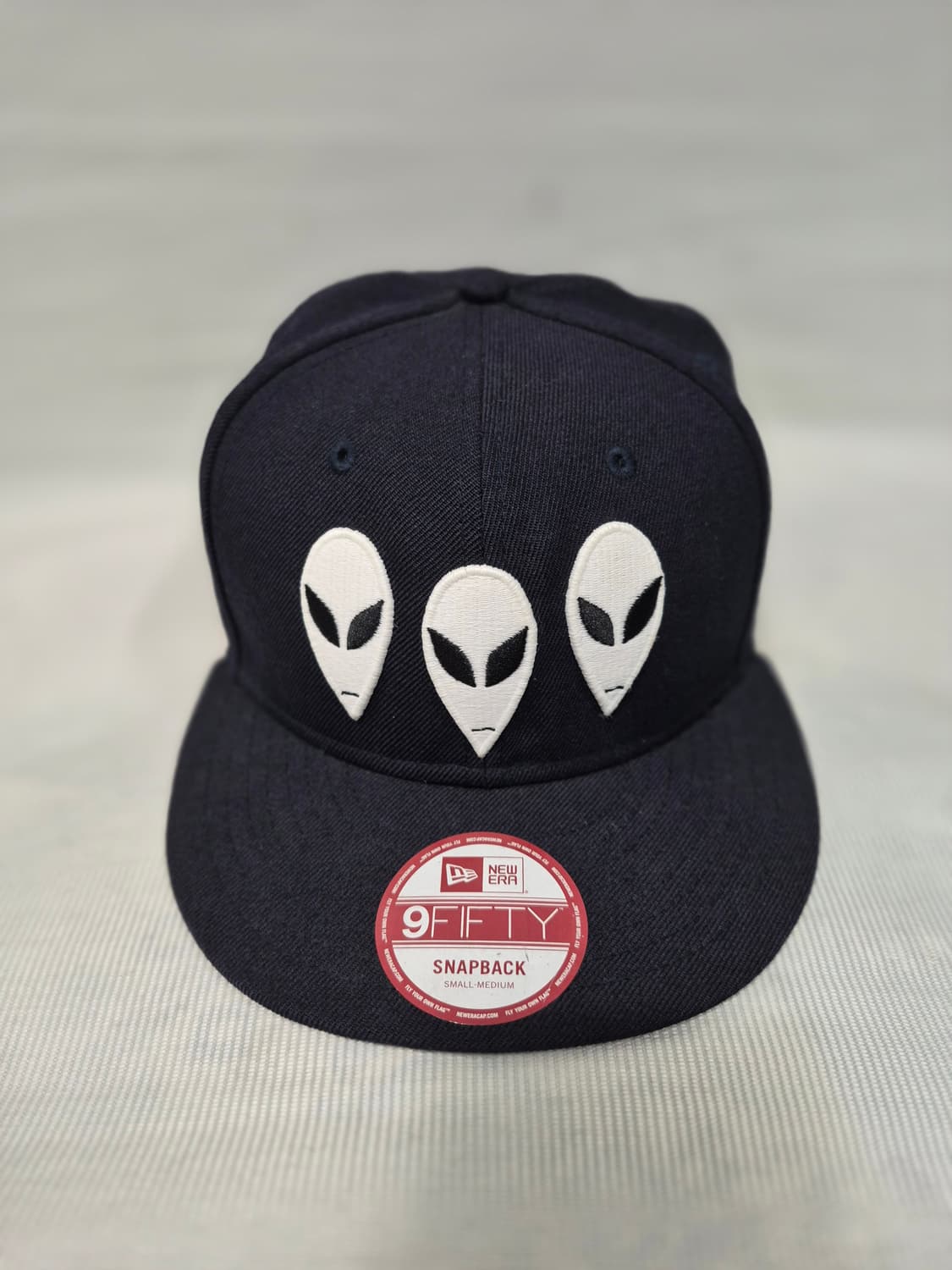 뉴에라 사우스파크 9FIFTY 외계인 스냅백 모자 상품이미지1