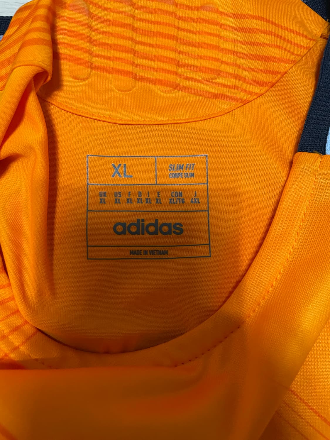 레알마드리드 2024/25 음바페 어웨이 유니폼 XL(공홈정품) 상품이미지3