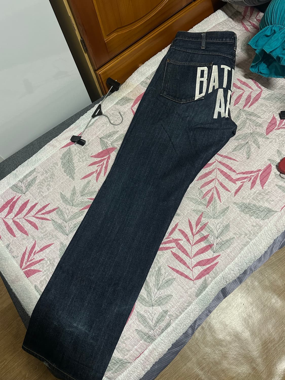 베이프 백로고 데님팬츠 상품이미지2