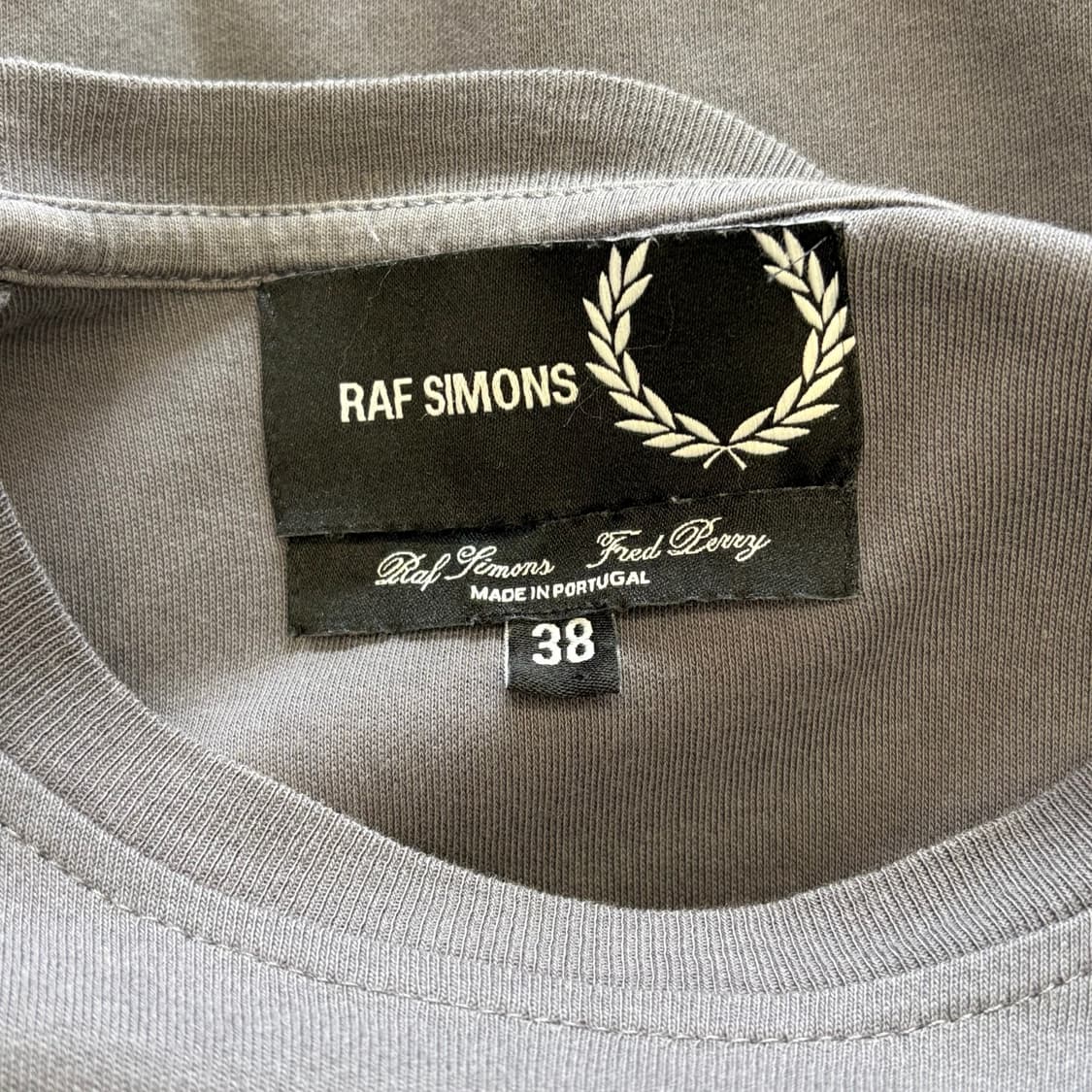 38 라프시몬스 x 프레드페리 반팔티셔츠 상품이미지4