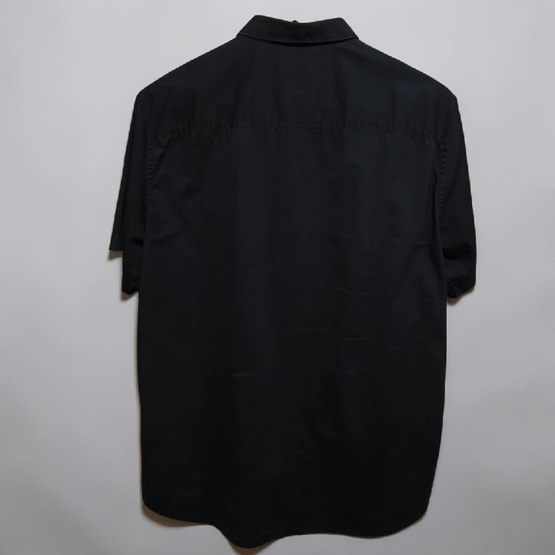 100 ARMANI 아르마니 익스체인지 워시드 반팔 셔츠 상품이미지4