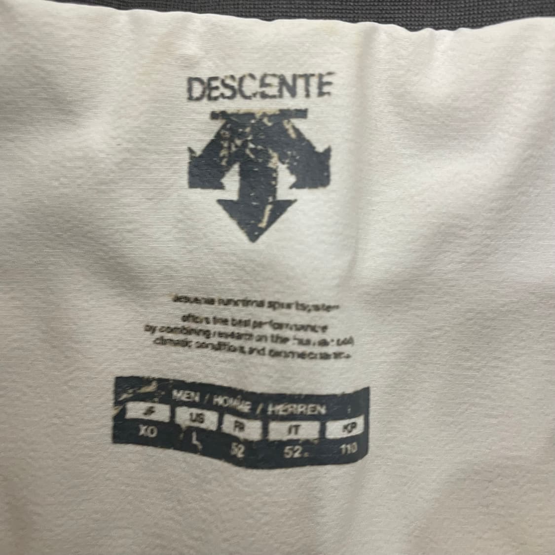 데상트 lg트윈스 반집업 웜업 상품이미지2