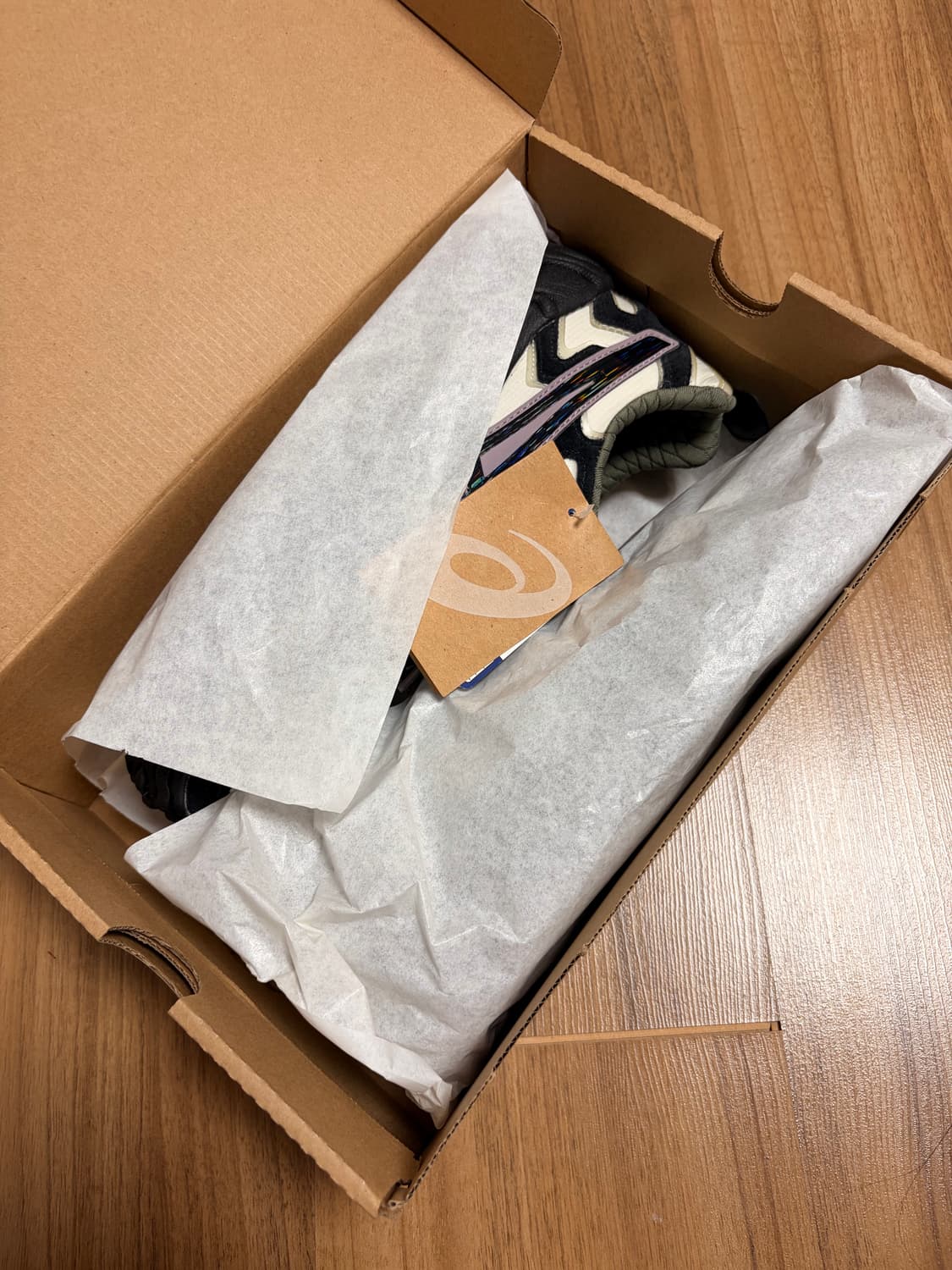 아식스 플레져스 젤난디 상품이미지2