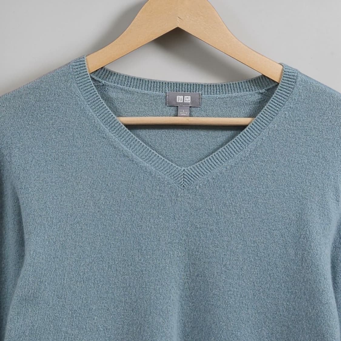 Uniqlo 유니클로 캐시미어100 브이넥 니트 민트 L사이즈 상품이미지2