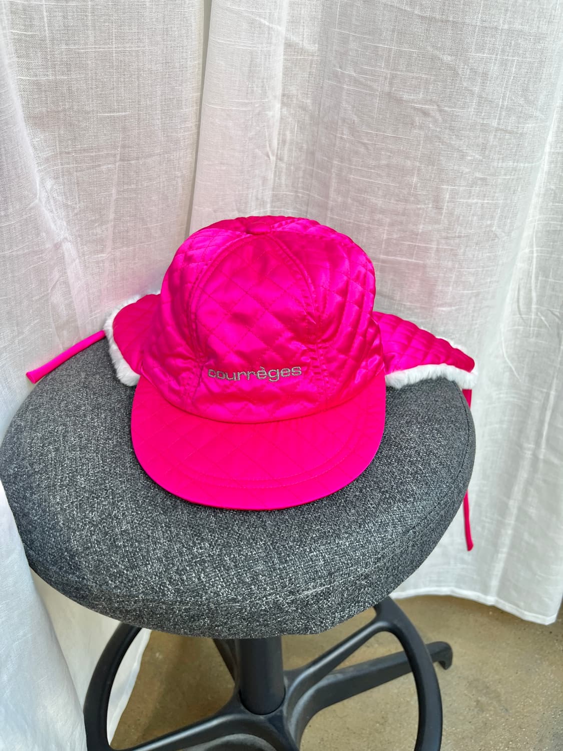 90s Courreges 꾸레쥬 퀼티드 이어플랩 캡 핑크 상품이미지1