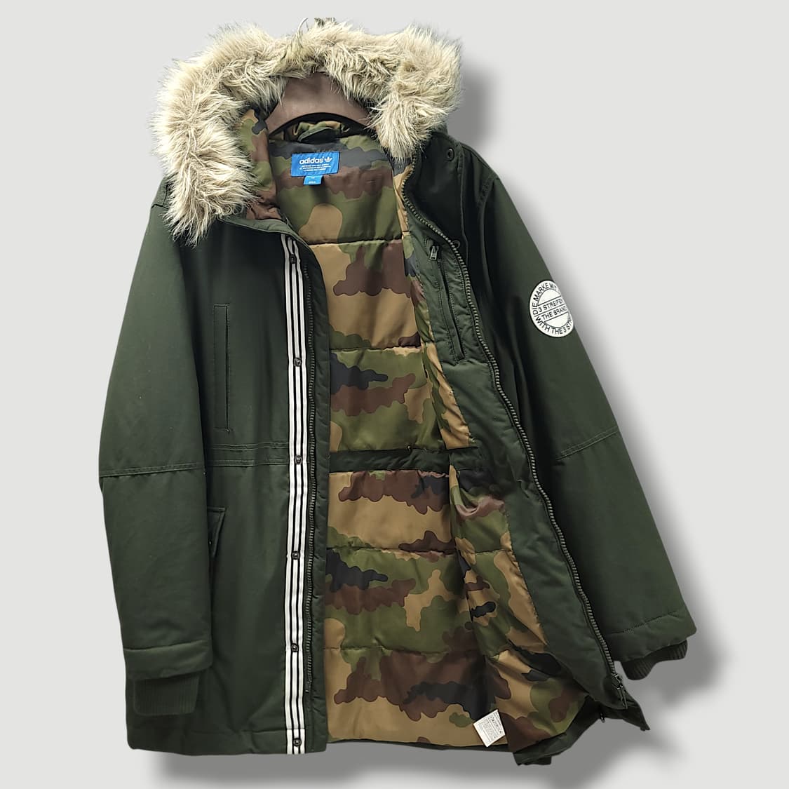 [110] 아디다스 카키 카모플라쥬 덕 다운 파카 상품이미지4