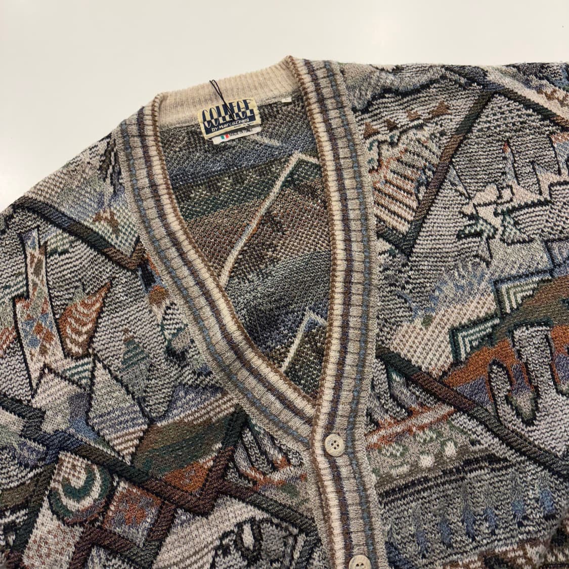 [L] COLLEGE 컬리지 패턴 니트 가디건 C501 상품이미지3