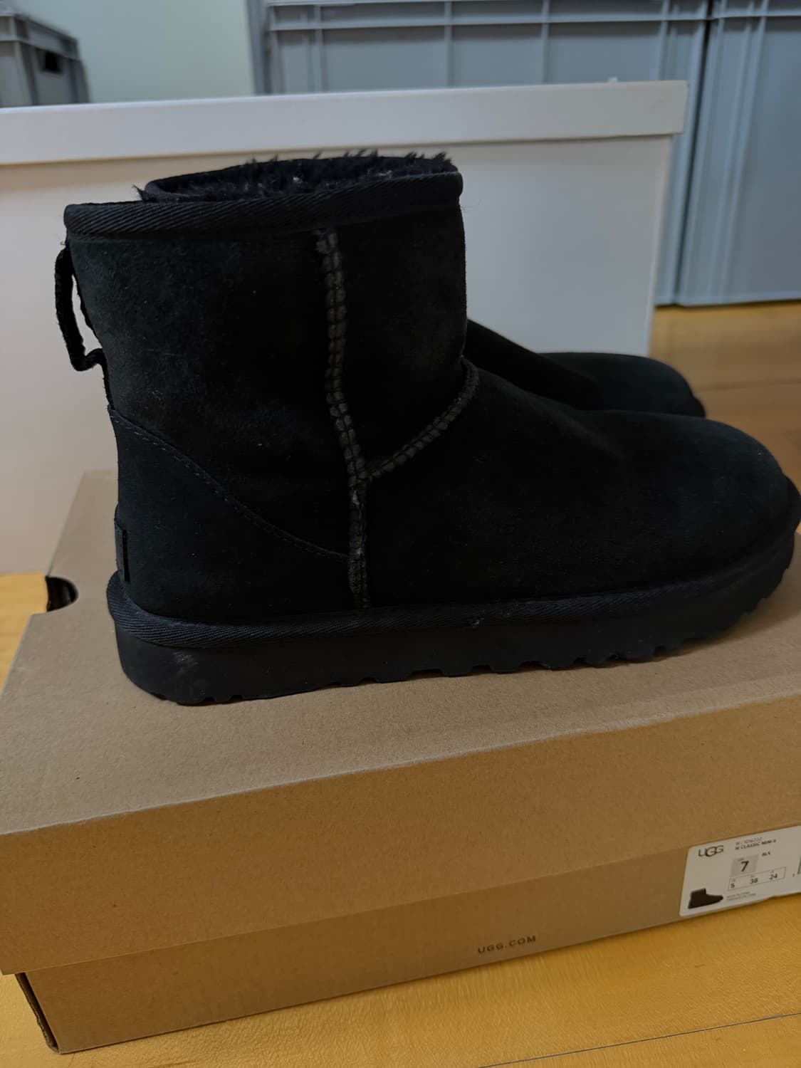 UGG 클래식 미니 240사이즈 상품이미지2