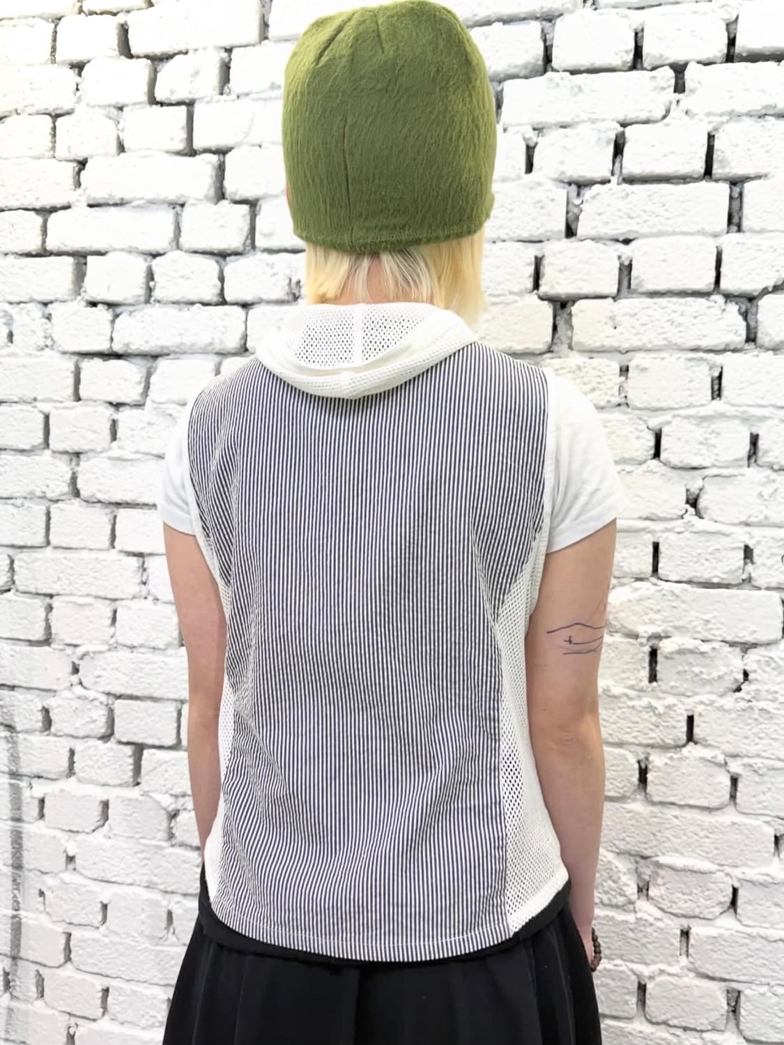 Striped Mesh Utility Zip Vest 상품이미지3