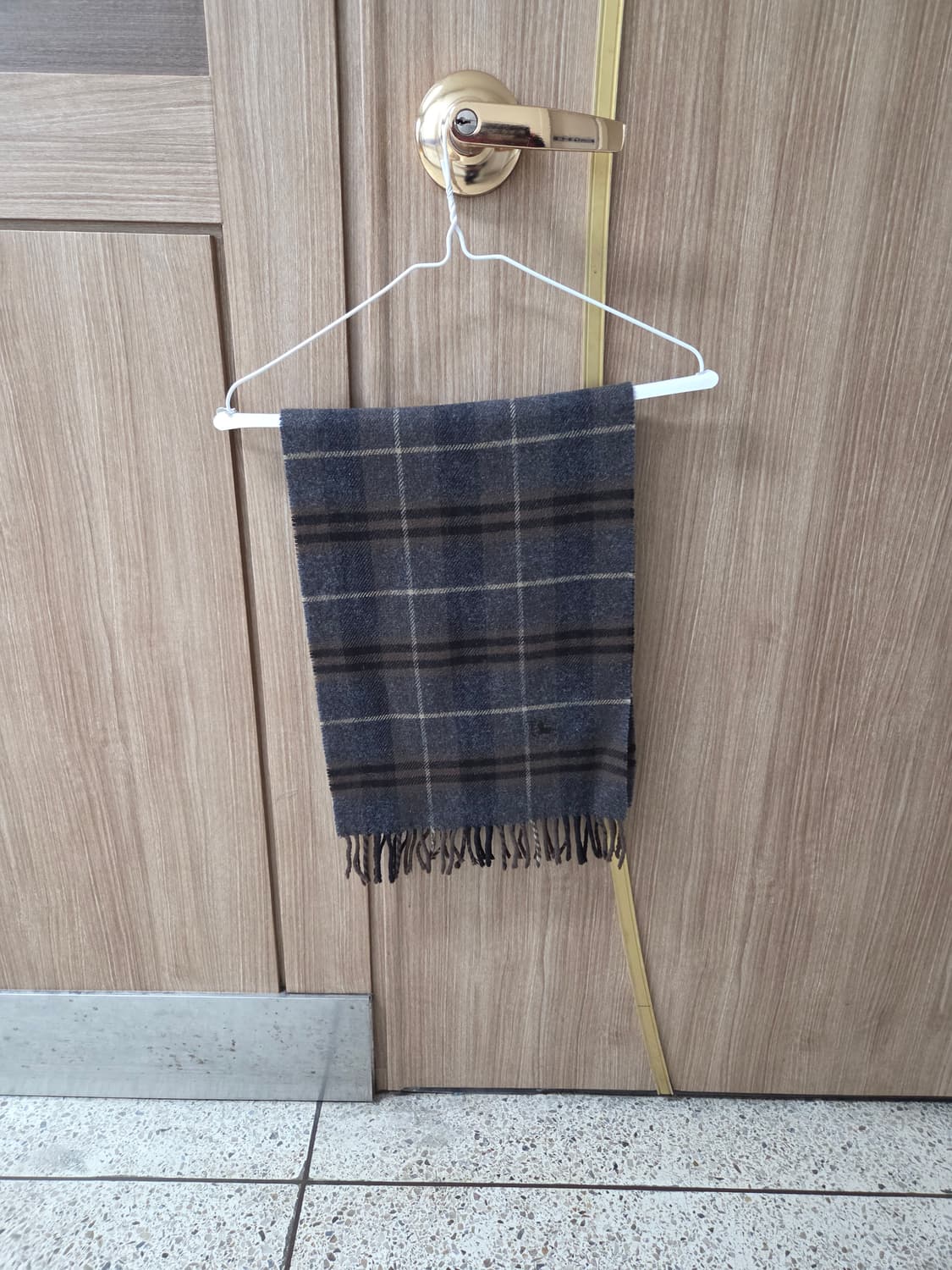 버버리 초코브라운 목도리 상품이미지1