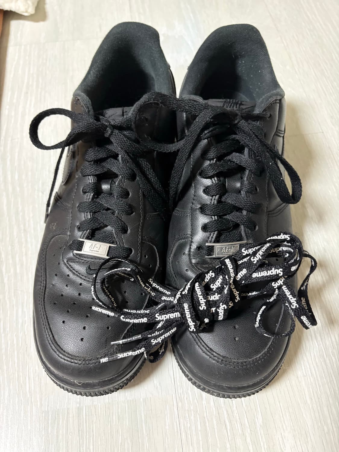 슈프림 에어포스1 블랙 상품이미지7