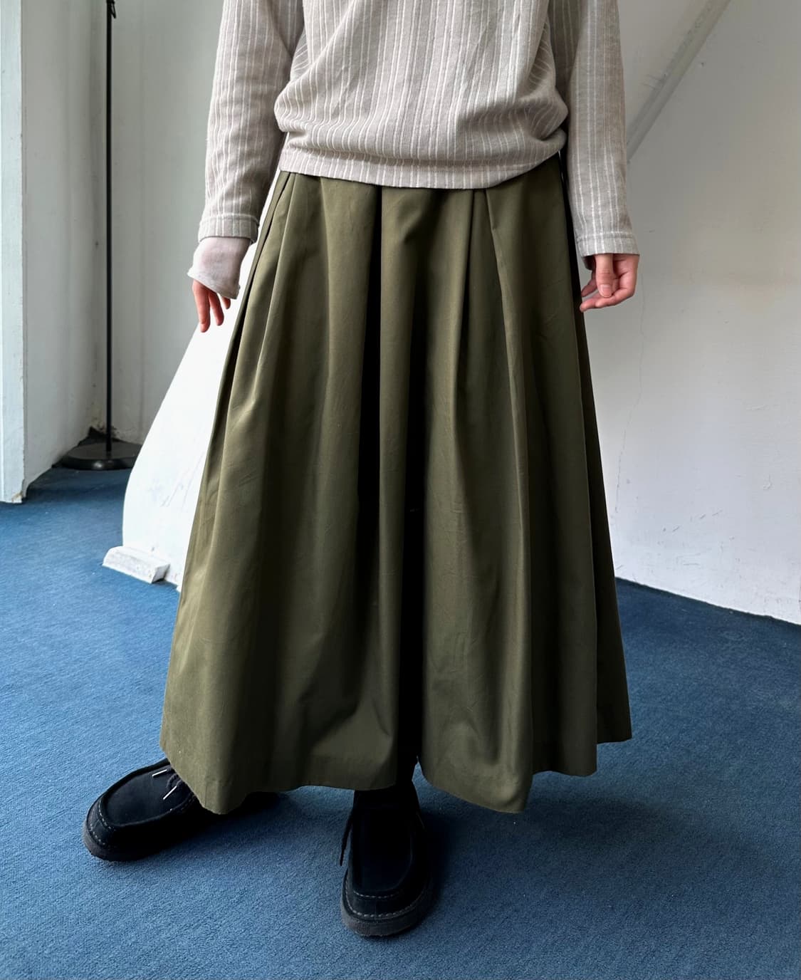 Cotton wide silhouette long skirt 상품이미지1