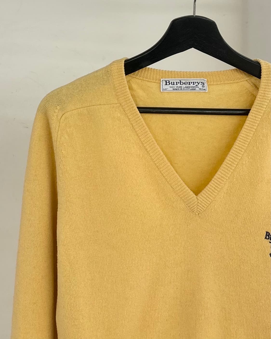 버버리 빈티지 옐로우 브이넥 풀오버 니트 스웨터 상품이미지3