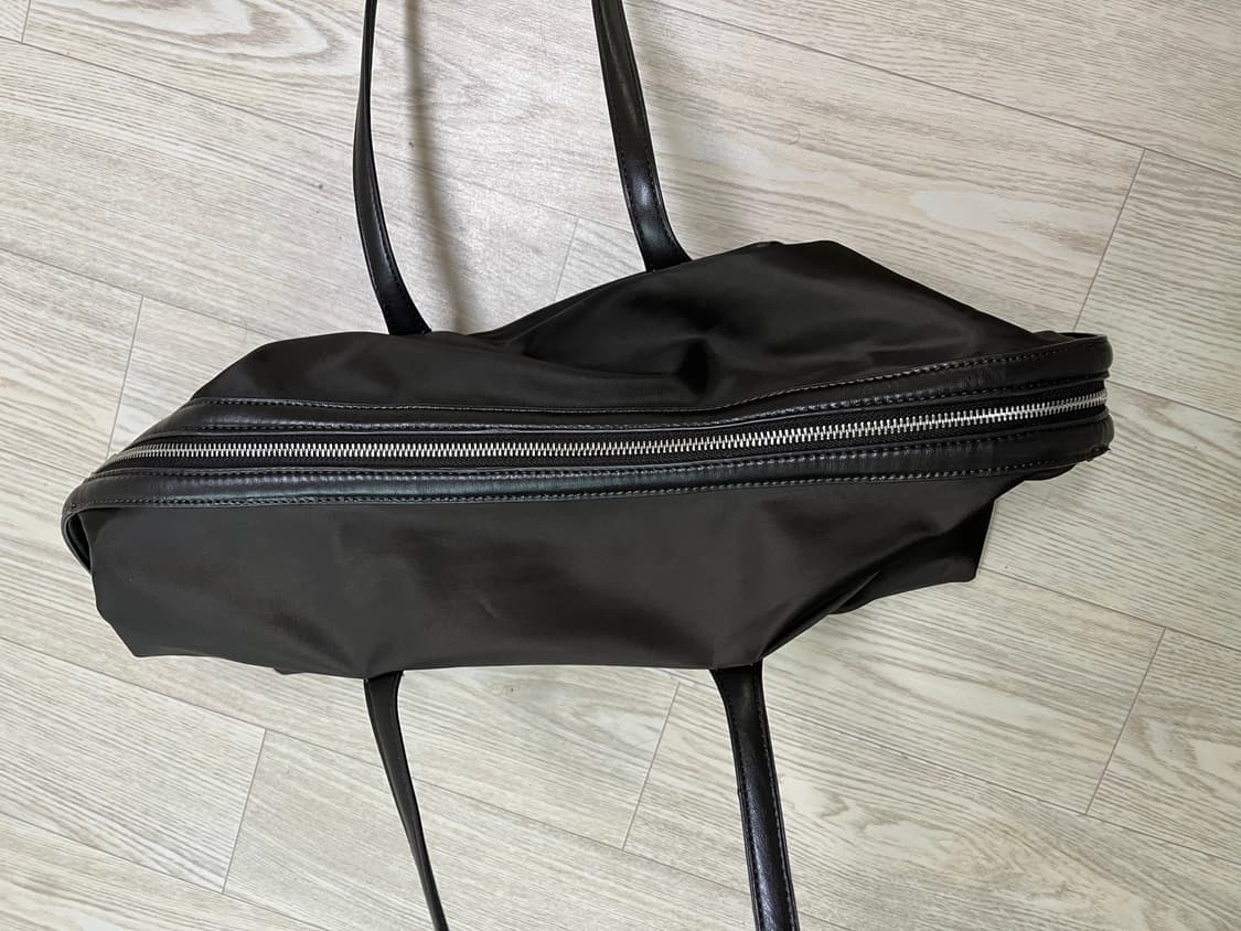 자라 브라운 나일론 토트백 상품이미지4