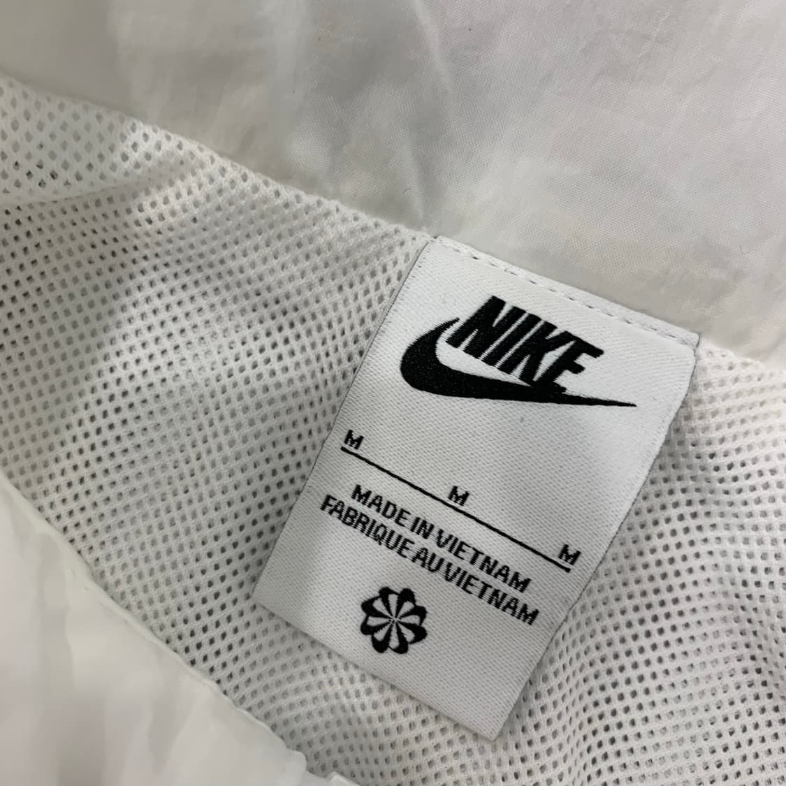 M 나이키 화이트 나일론 오버핏 바람막이 자켓 상품이미지6