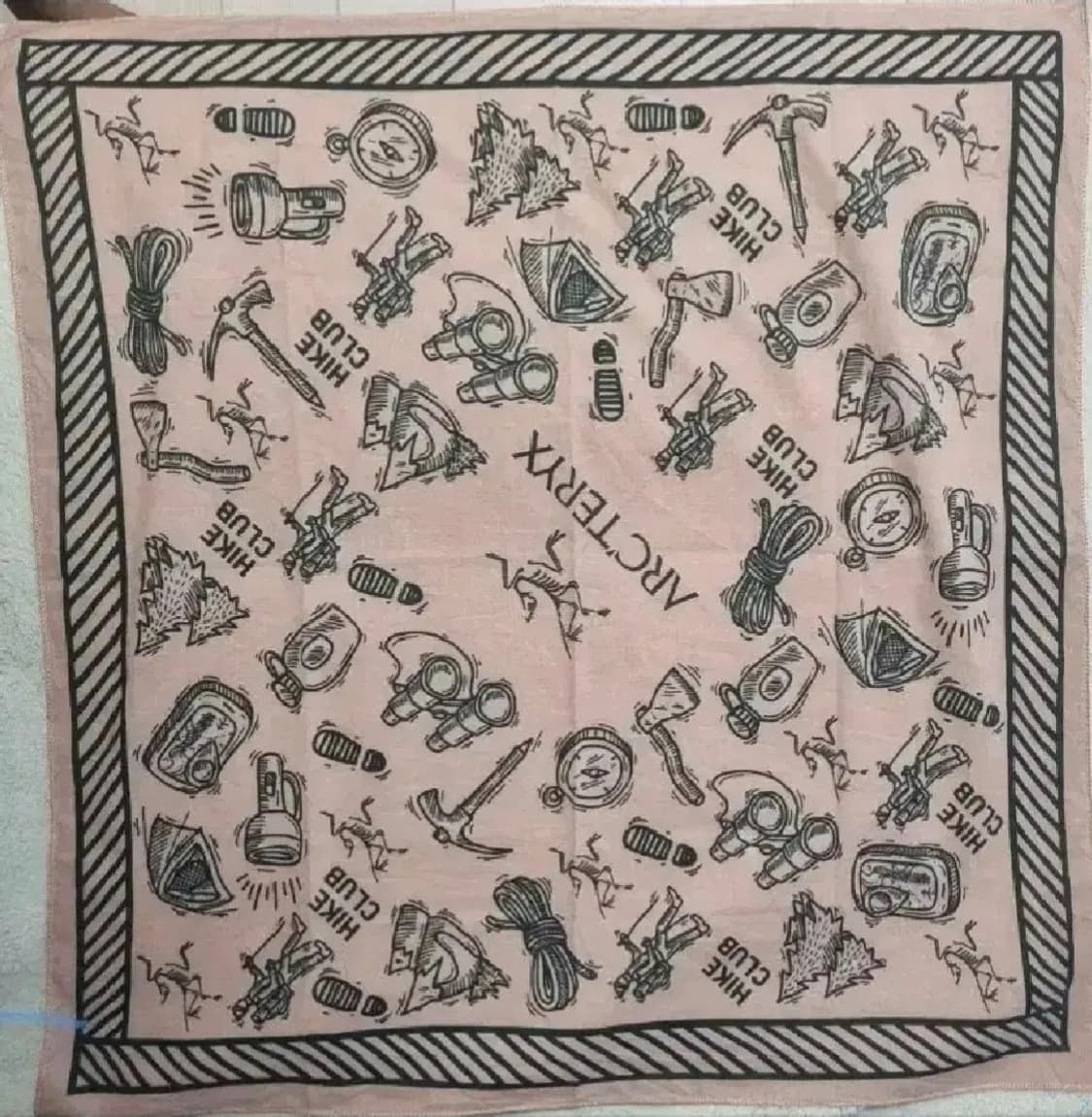 아크테릭스 반다나 손수건 스카프 상품이미지1