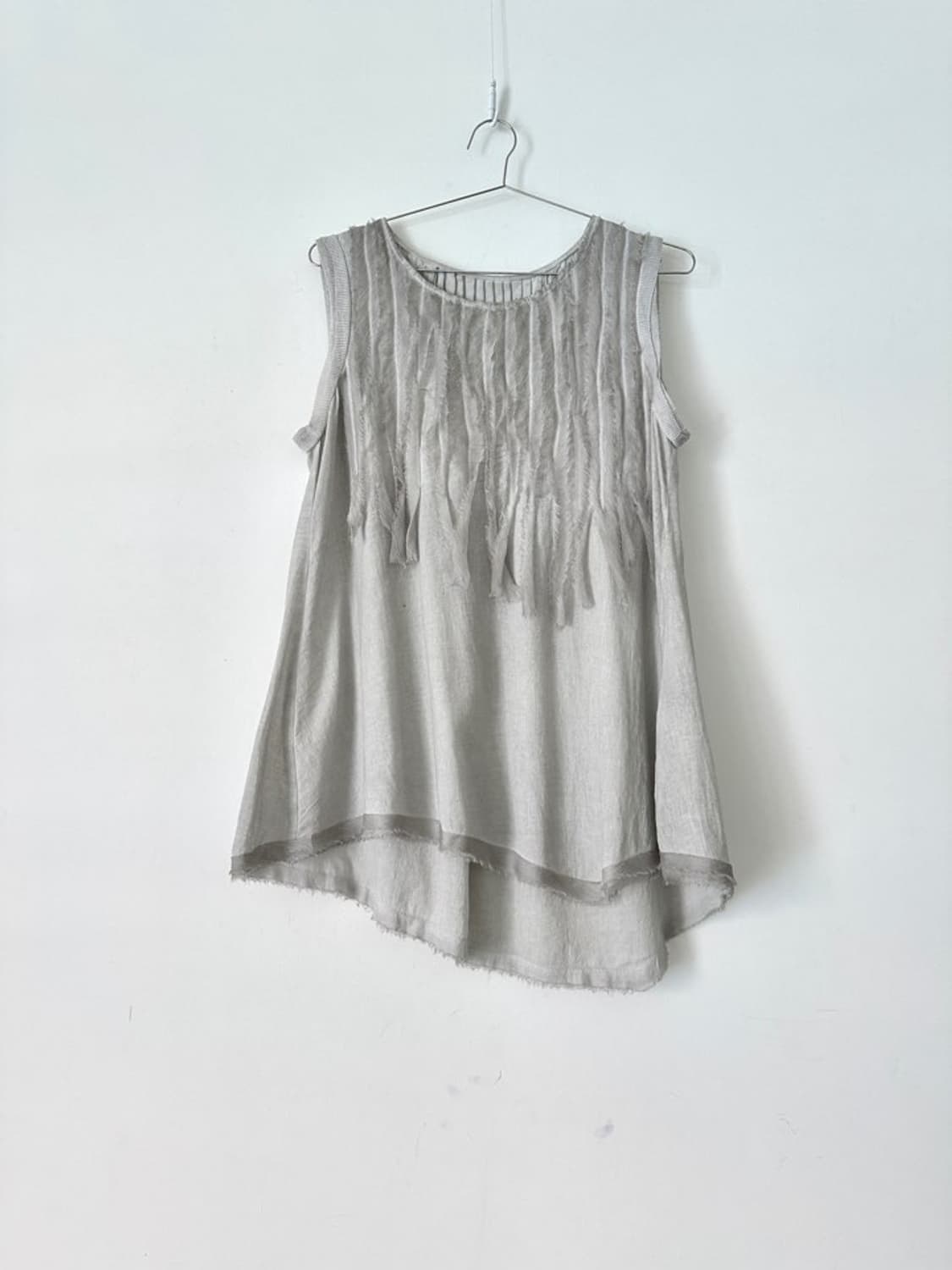 Fluid fringe sheer sleeveless / grey 상품이미지1