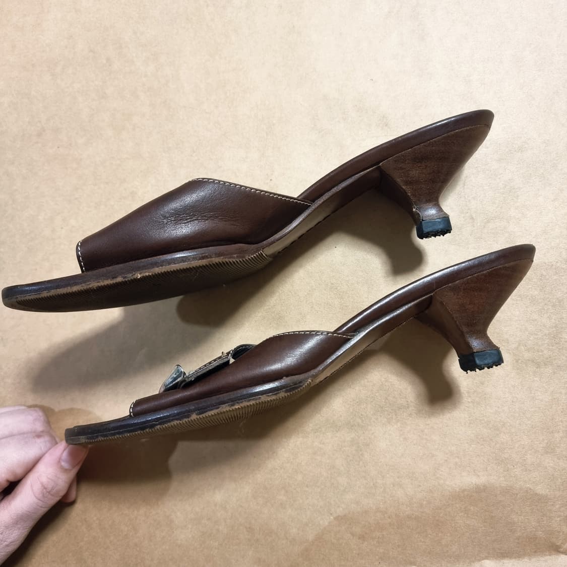 프라다 레더 뮬 샌들 오픈토힐 진브라운 구두 슈즈 (245mm) 상품이미지2