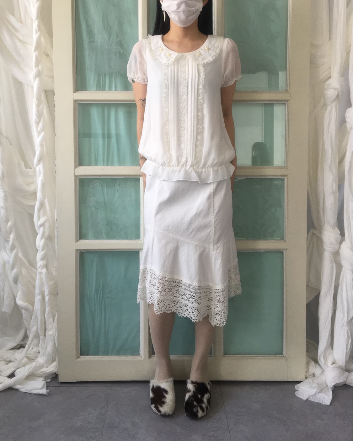 Beads lace trimming blouse 상품이미지2