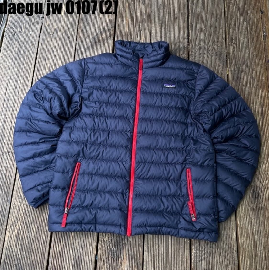 파타고니아 경량패딩  상품이미지1