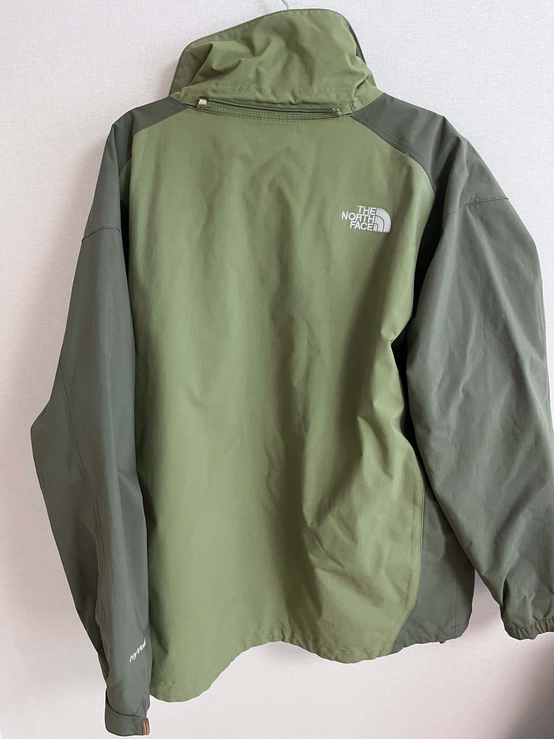 [100] 노스페이스 카키 바람막이 상품이미지3