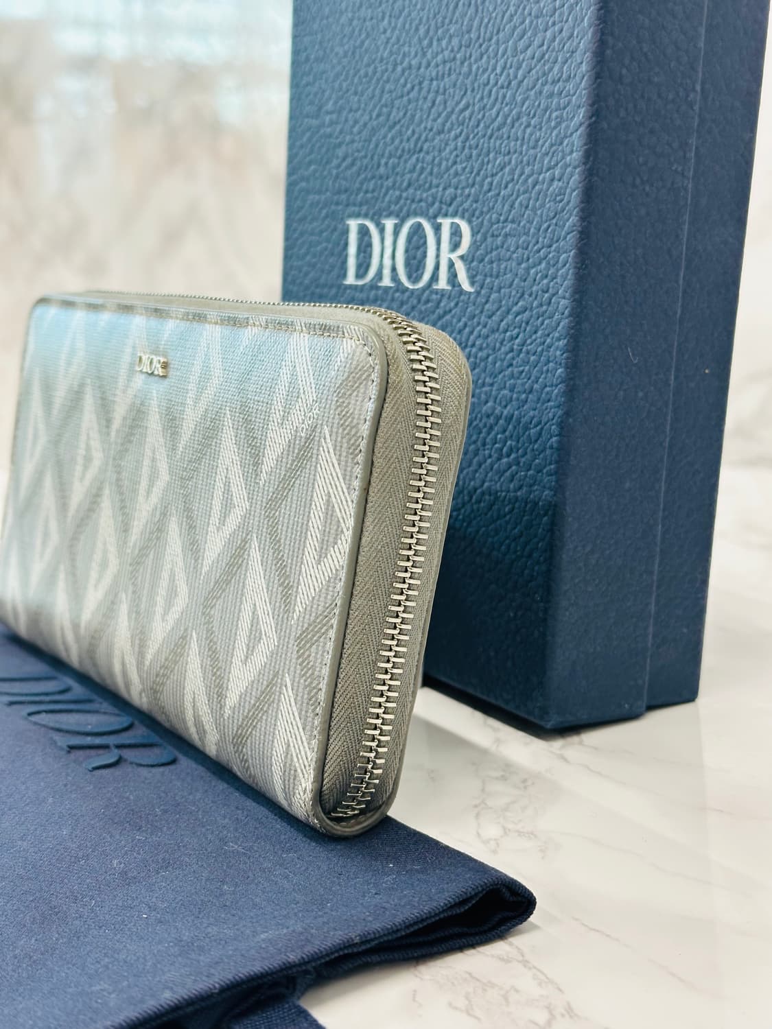 [풀구성]디올 CD다이아몬드 지퍼돌이지갑 그레이 상품이미지3