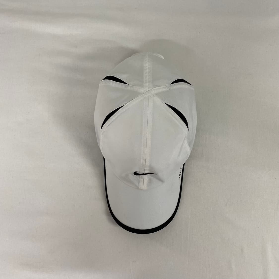 나이키 드라이핏 페더라이트 러닝 볼캡 상품이미지5