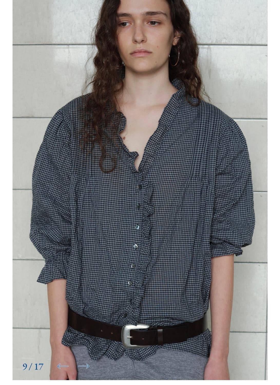 Viaplain victoria frill check blouse 상품이미지5