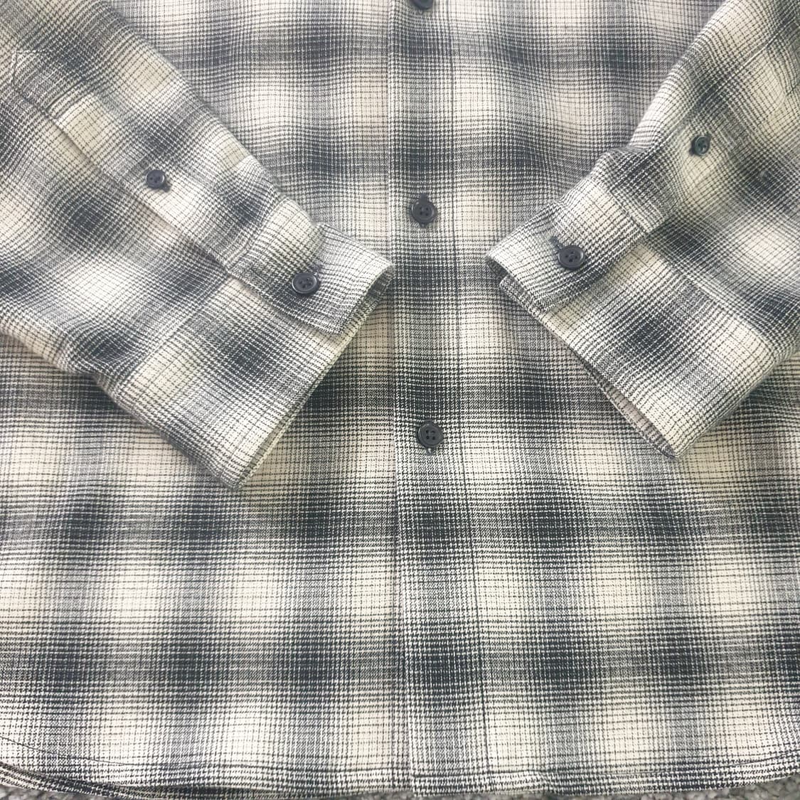 [무료배송] TIME 체크 패턴 긴팔 셔츠 상품이미지4