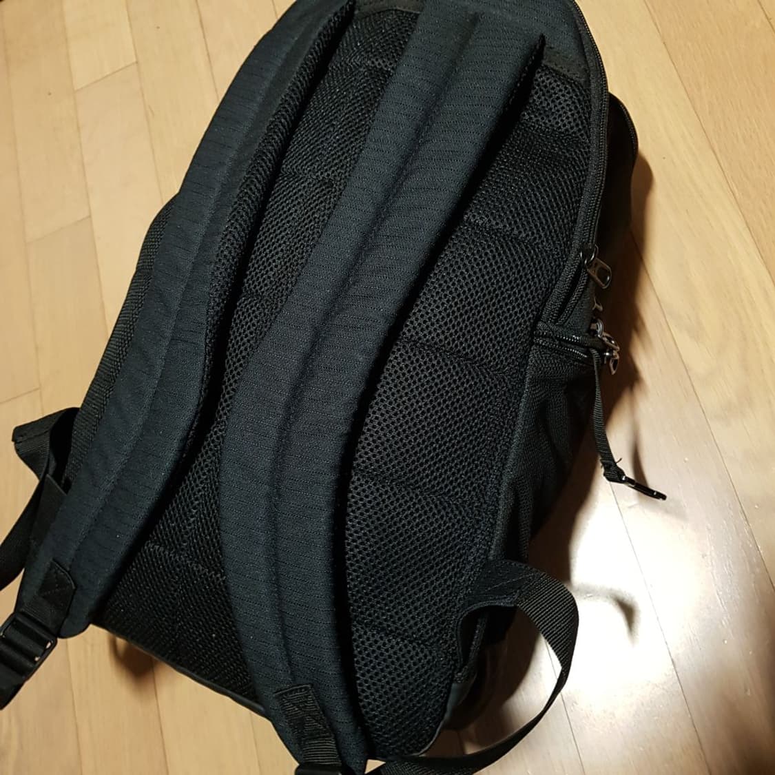 나이키 / 블랙 백팩 /데일리/ 24 L / 토양314 상품이미지3