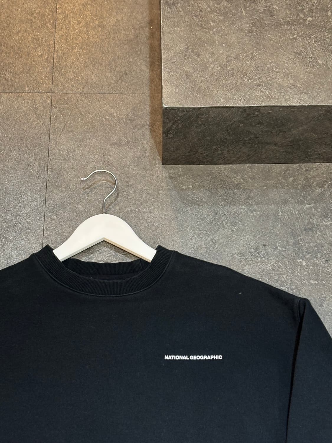 내셔널지오그래픽 맨투맨 XL 상품이미지4