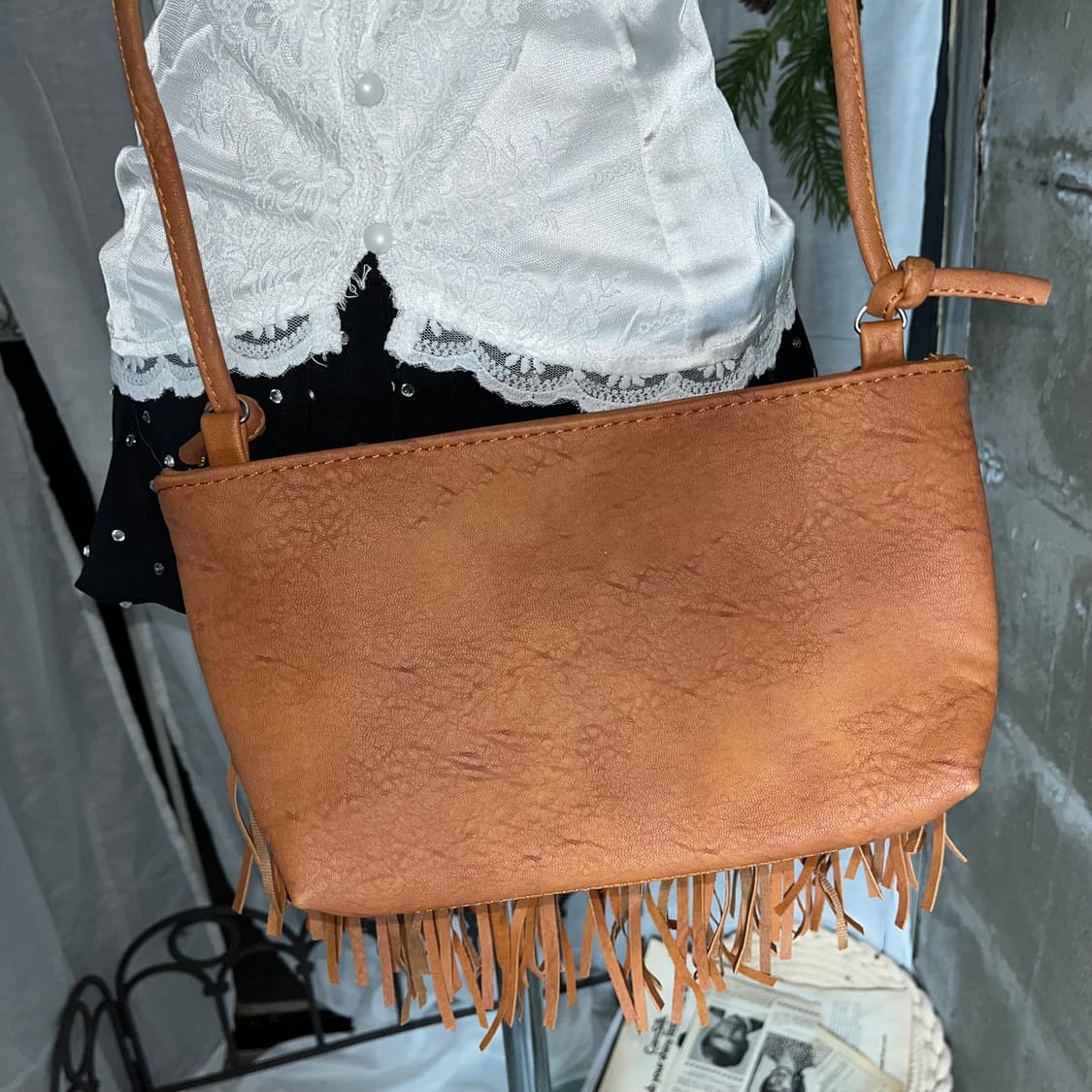 테슬 크로스백 상품이미지5