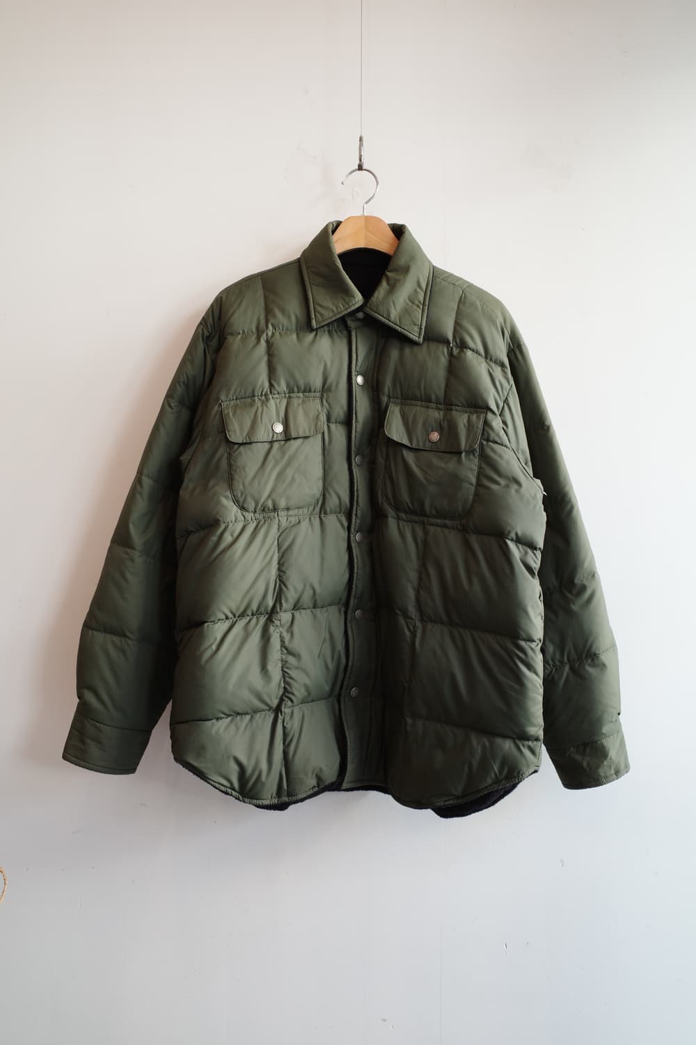 M.O.G equipment 리버시블 다운패딩 상품이미지1