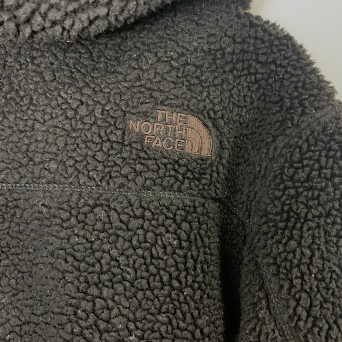 노스페이스 신형 블랙 뽀글이 쉐르파 자켓 상품이미지5