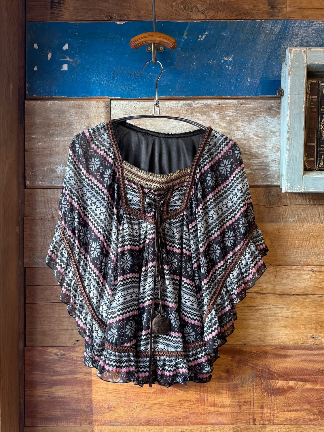 Nordic Pompom Overfit Blouse 0037 상품이미지4