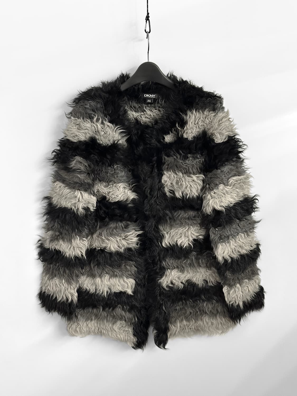 00s DKNY 스트라이프 쉐기 리얼 퍼 코트 상품이미지3