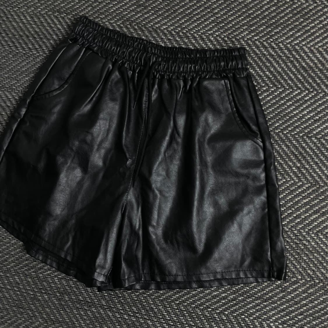 빈티지 우먼스 비건 레더 버뮤다 하프 팬츠y 3396 상품이미지3