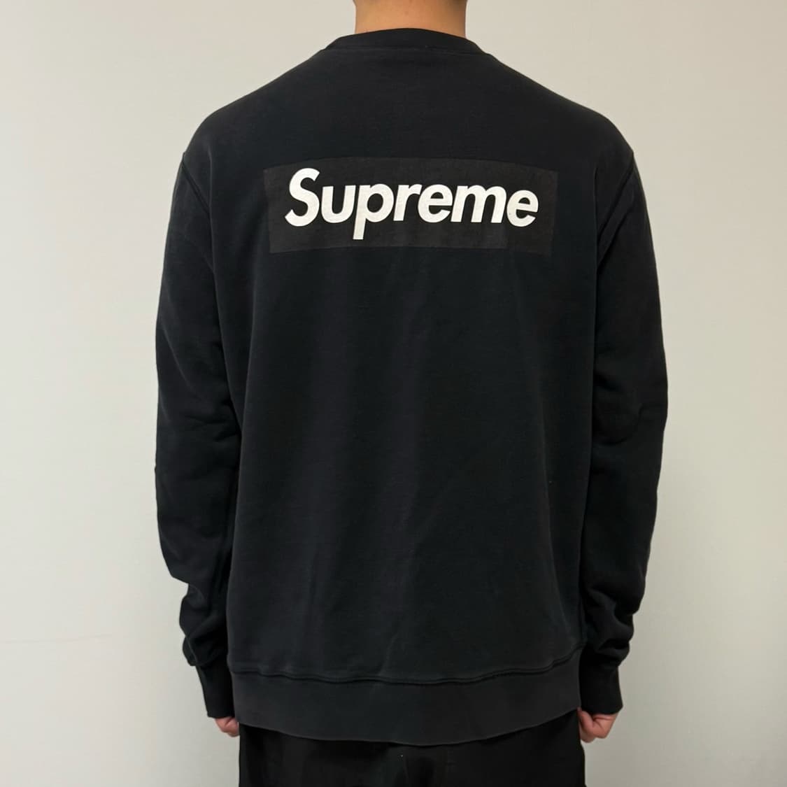 슈프림 08SS 월드 페이머스 백 박스로고 크루넥 블랙 상품이미지1