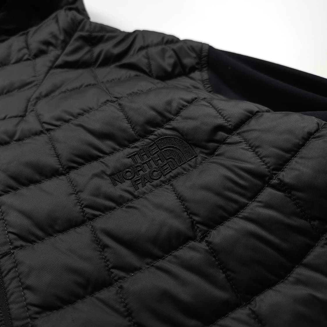 노스페이스 프리마로프트 경량 후디 자켓 (M) 상품이미지3