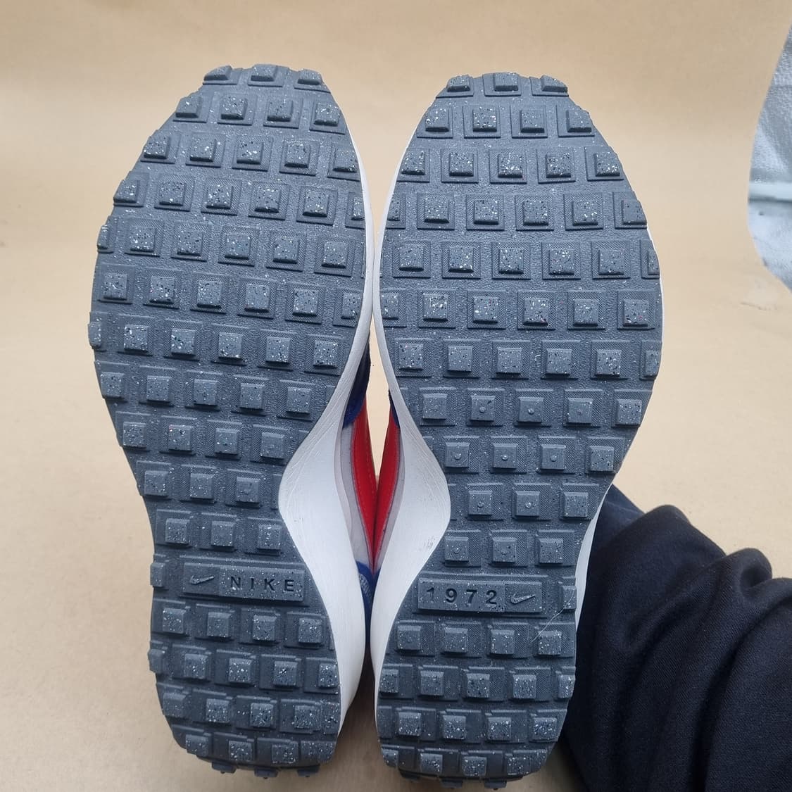 나이키 와플데뷰 스우시 운동화260 상품이미지3